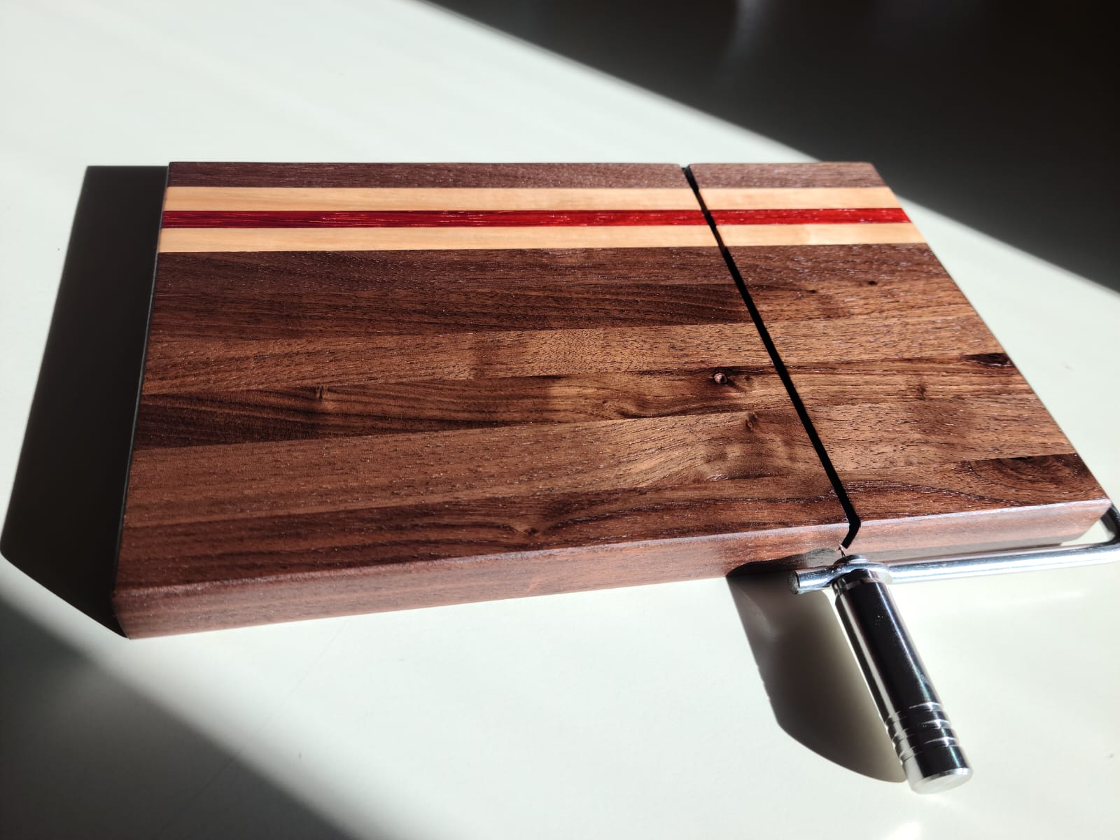 Cheese Board, 7 x 10, Wire Cutter/Cheese Slicer, Wenge & Red Oak Woo –  Thomas Fine Woodworks